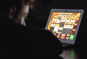 Explore popular mega888 games that offer highest payouts consistently today.